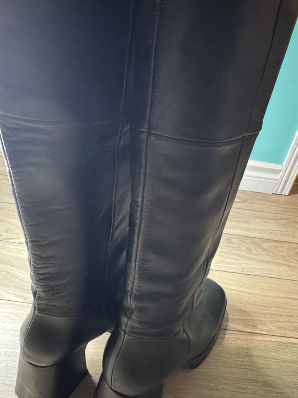 L’intervalle platform Black Leather Knee-High Boots - Picture 6 of 12